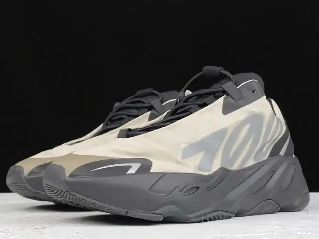 Boost FY3729 MNVN Bone Yeezy 700 Adidas 0502